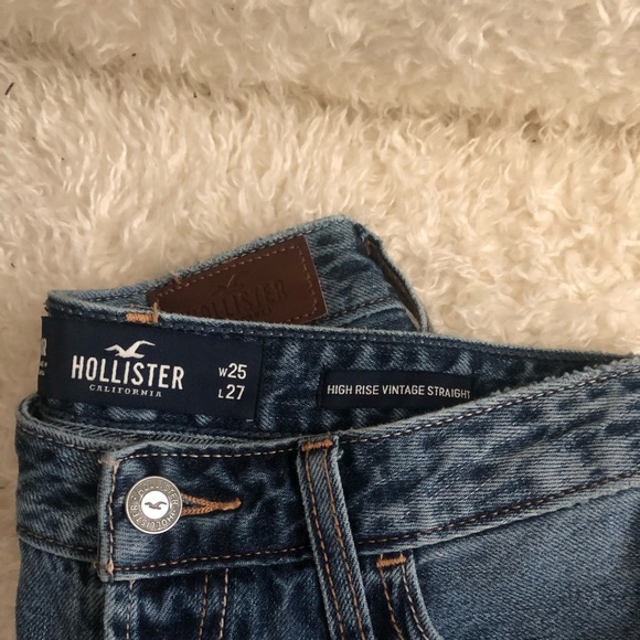 Hollister Vintage Embroidered Jeans - Picture 2 of 2